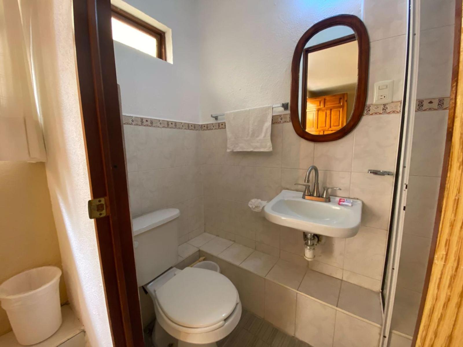 Hotel Camelinas Area Blanca Patzcuaro Ngoại thất bức ảnh